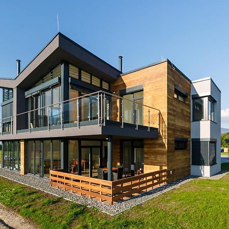 Apartman Na Golfu Celadna Exterior photo